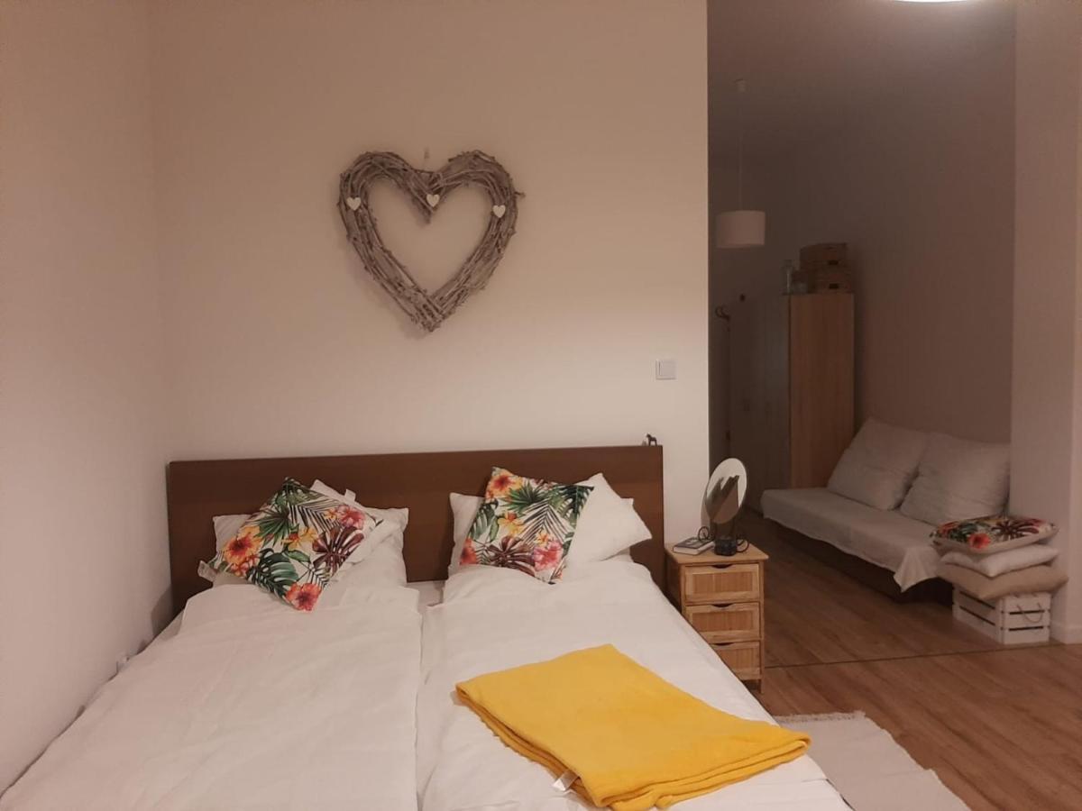 Apartamenty Jednosci 46 Wroclaw Bagian luar foto