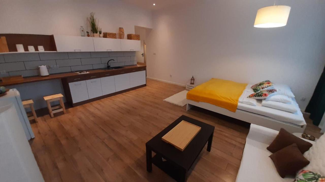 Apartamenty Jednosci 46 Wroclaw Bagian luar foto