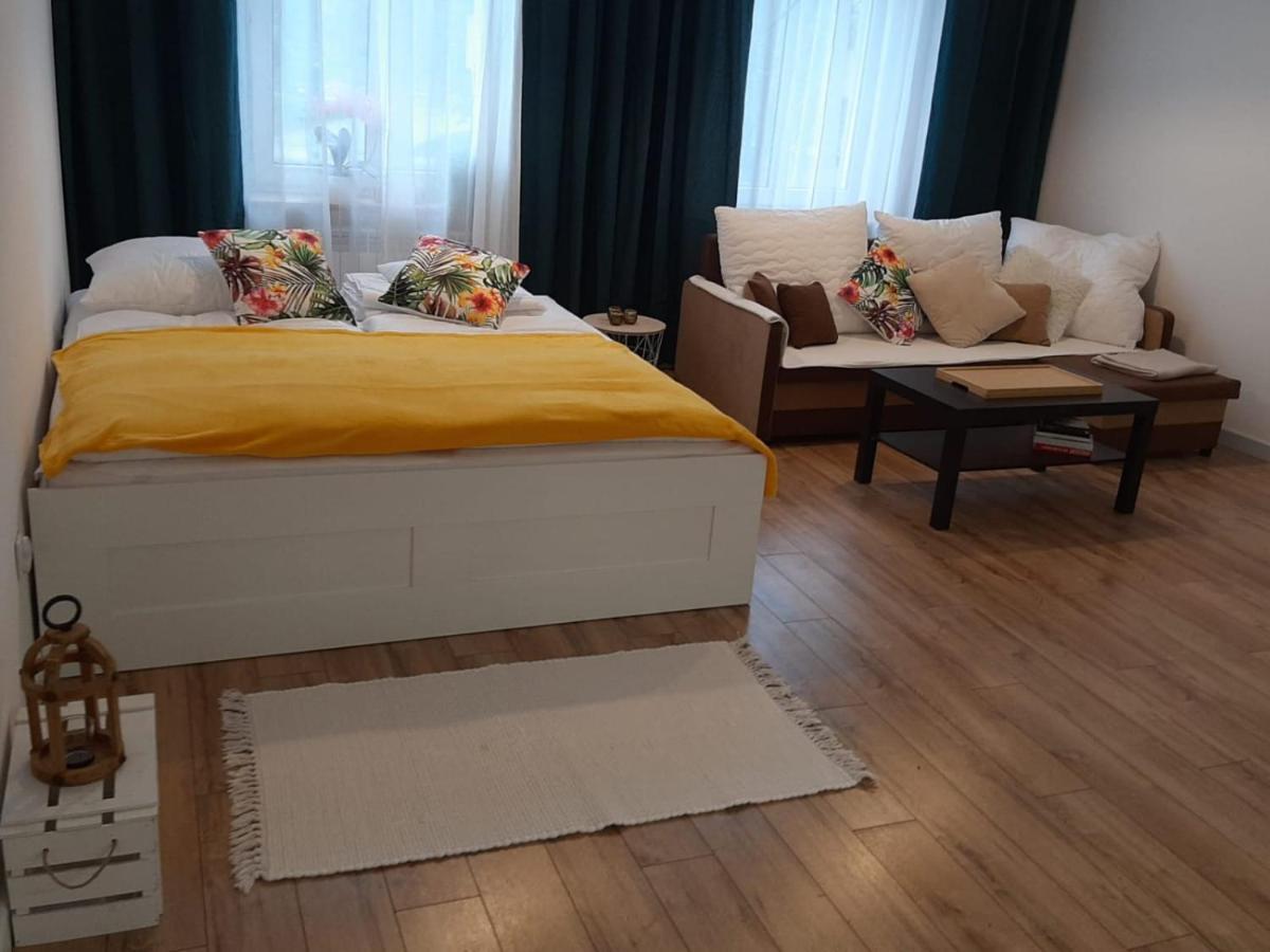 Apartamenty Jednosci 46 Wroclaw Bagian luar foto