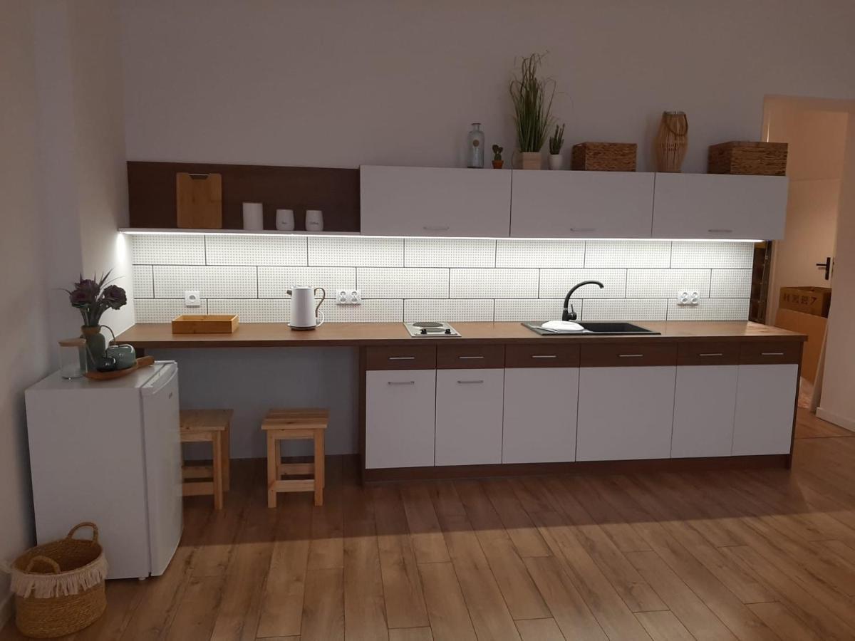 Apartamenty Jednosci 46 Wroclaw Bagian luar foto