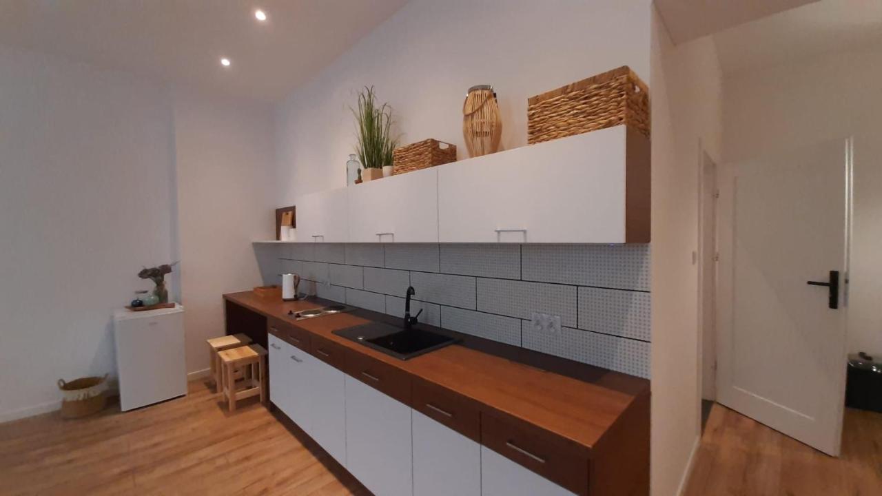Apartamenty Jednosci 46 Wroclaw Bagian luar foto