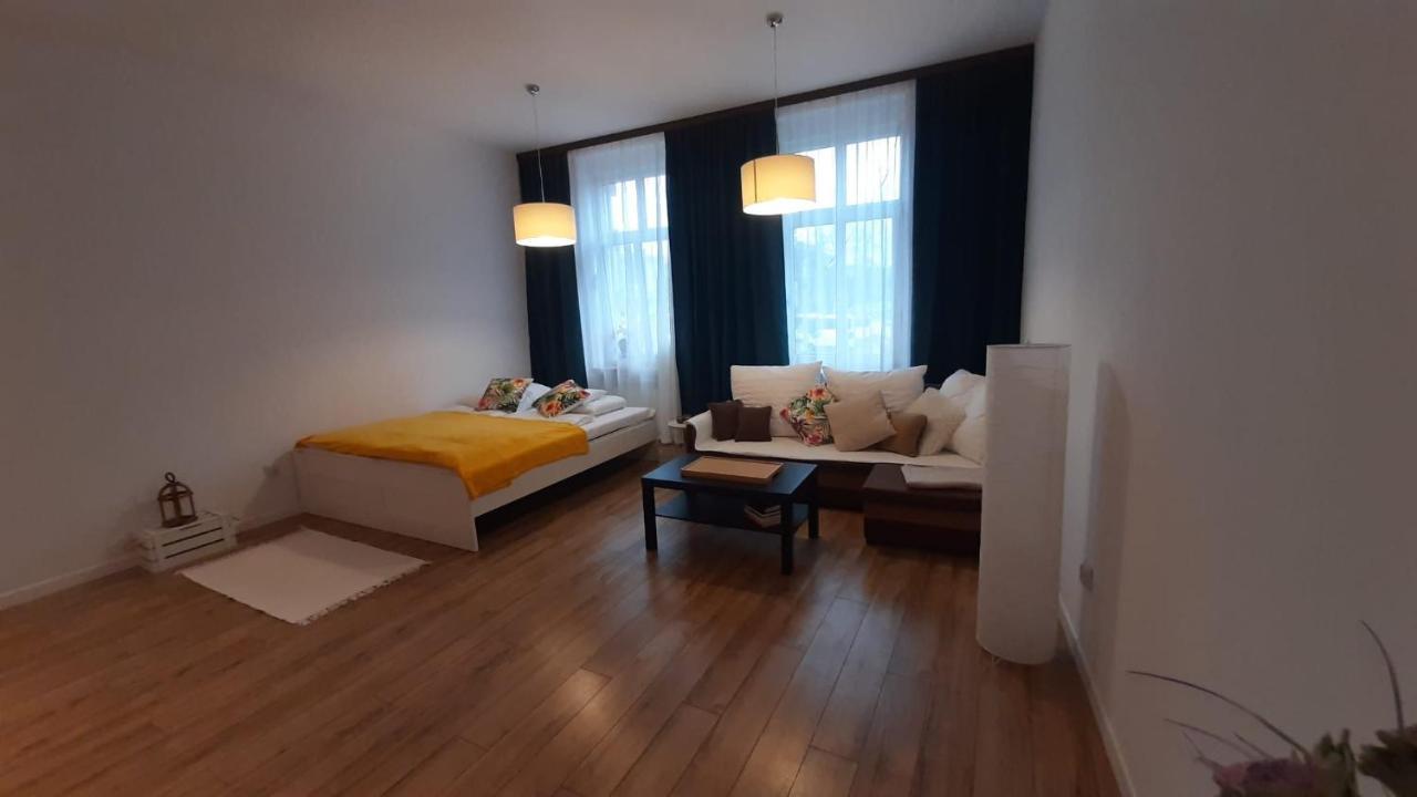 Apartamenty Jednosci 46 Wroclaw Bagian luar foto