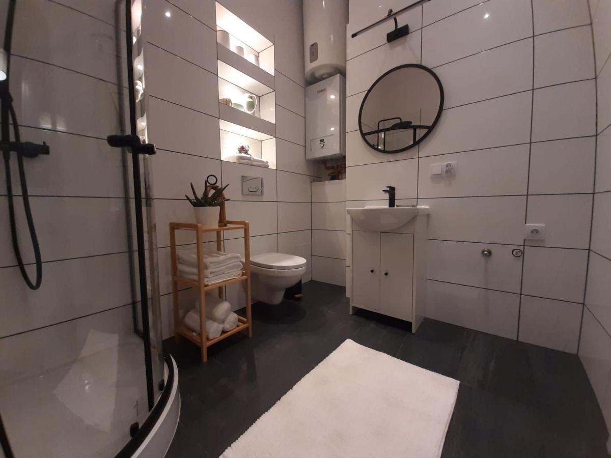 Apartamenty Jednosci 46 Wroclaw Bagian luar foto