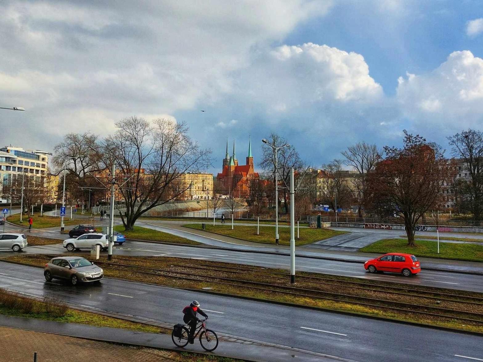 Apartamenty Jednosci 46 Wroclaw Bagian luar foto